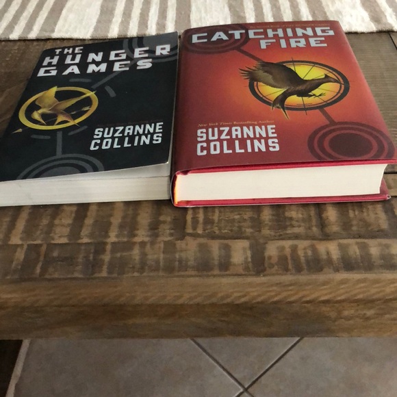 Books: Hunger Games & Catching Fire - Picture 2 of 4